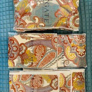 Frontgate Bellamy King Duvet Set - New/Like New